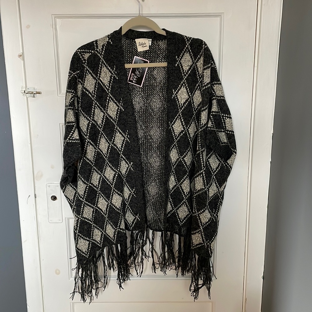NWT Lola’s Room poncho/open cardigan